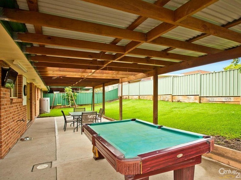 7 Kyamba Crescent, Maryland NSW 2287