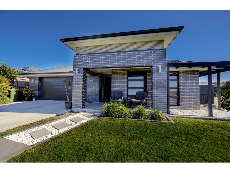 21 Kekul Street, Fletcher NSW 2287