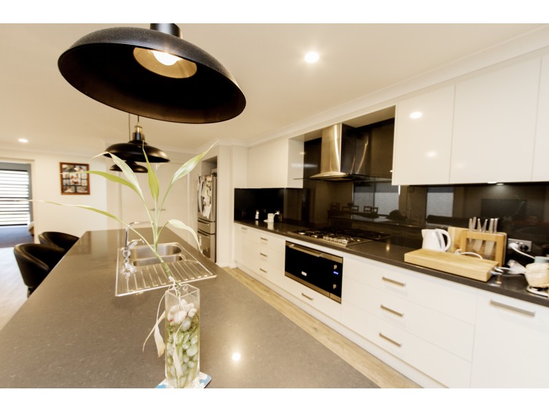 21 Kekul Street, Fletcher NSW 2287