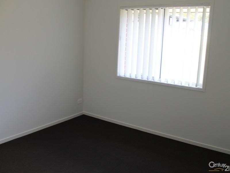 21 Medina Place, Cameron Park NSW 2285