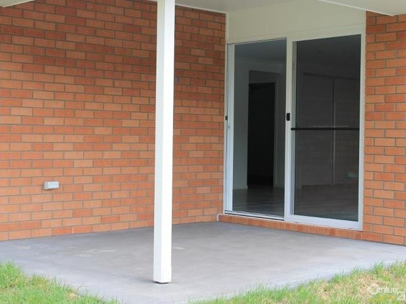 21 Medina Place, Cameron Park NSW 2285