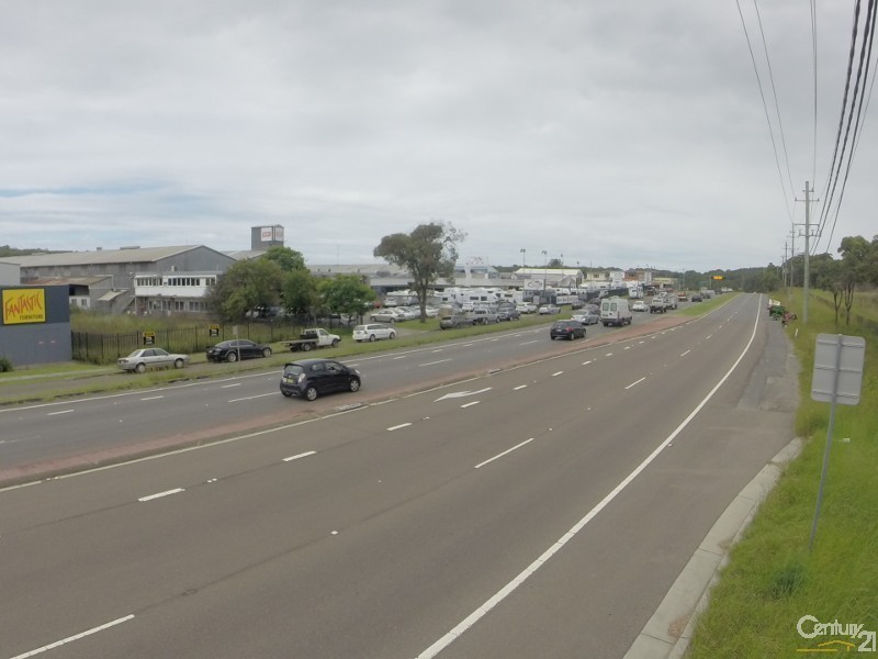 23 Pacific Highway, Bennetts Green NSW 2290