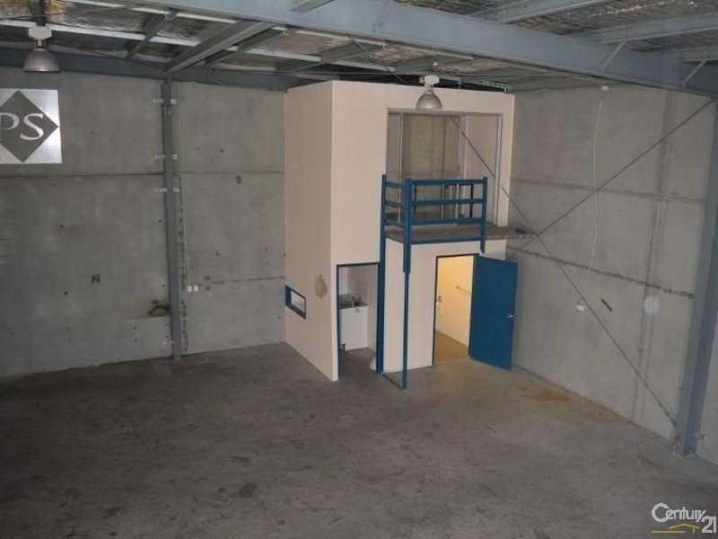 1/1 Saltspray Close, Redhead NSW 2290