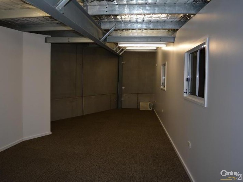 1/1 Saltspray Close, Redhead NSW 2290