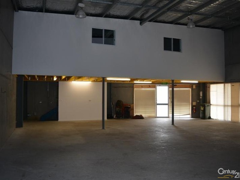 1/1 Saltspray Close, Redhead NSW 2290