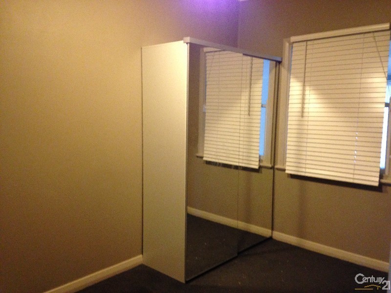 15 Compton, North Lambton NSW 2299