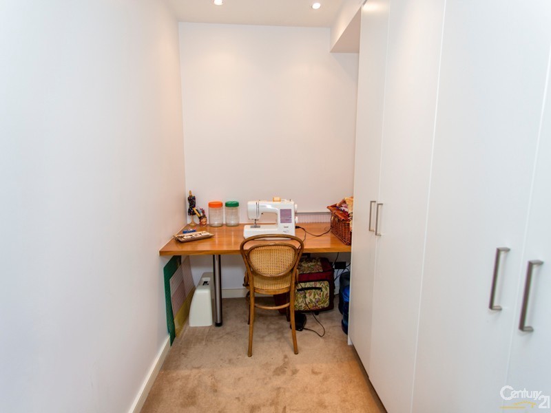 702/2 Honeysuckle Drive, Newcastle NSW 2300