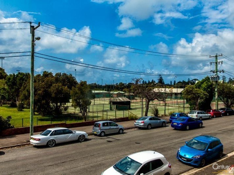 9/32 National Park Street, Hamilton East NSW 2303