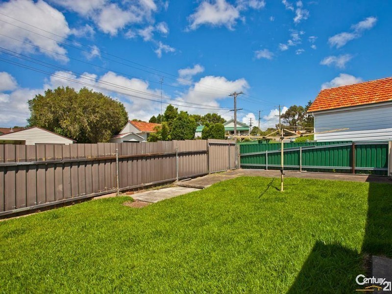 12 Bousfield Street, Wallsend NSW 2287