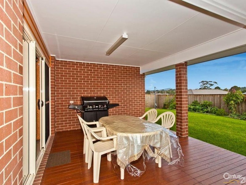 7 Tibin Drive, Fletcher NSW 2287