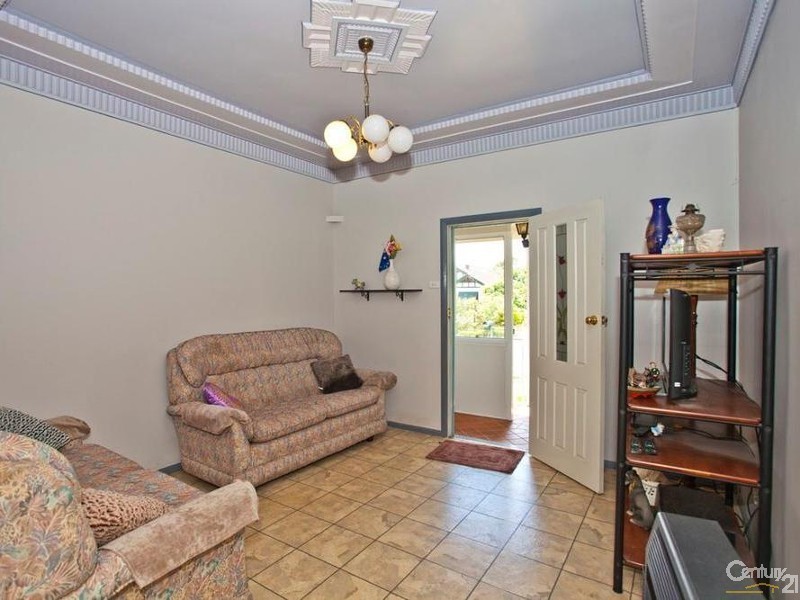 12 Bousfield Street, Wallsend NSW 2287