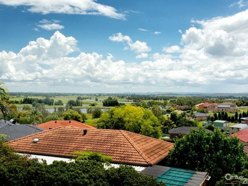 18 Barrellier Close, Raymond Terrace NSW 2324