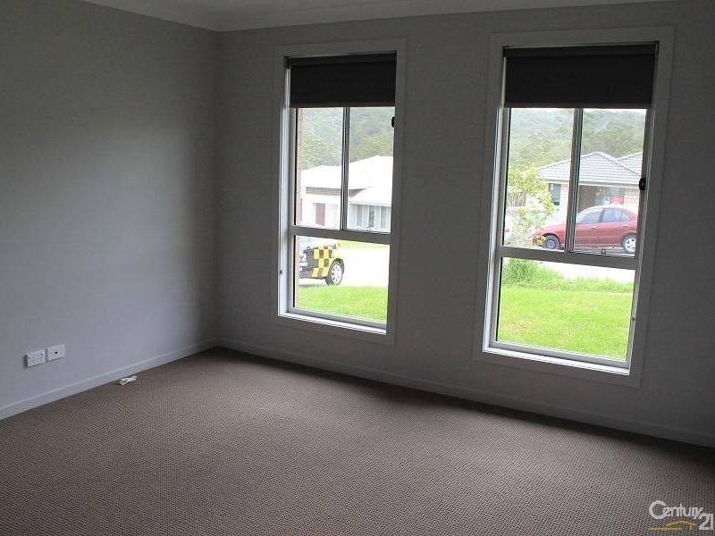 31 Boyne Crescent, Cameron Park NSW 2285