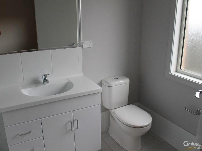 31 Boyne Crescent, Cameron Park NSW 2285