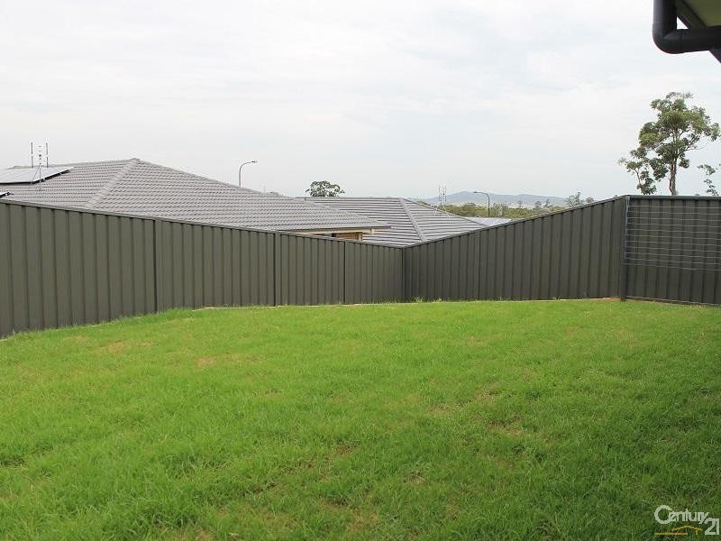 31 Boyne Crescent, Cameron Park NSW 2285