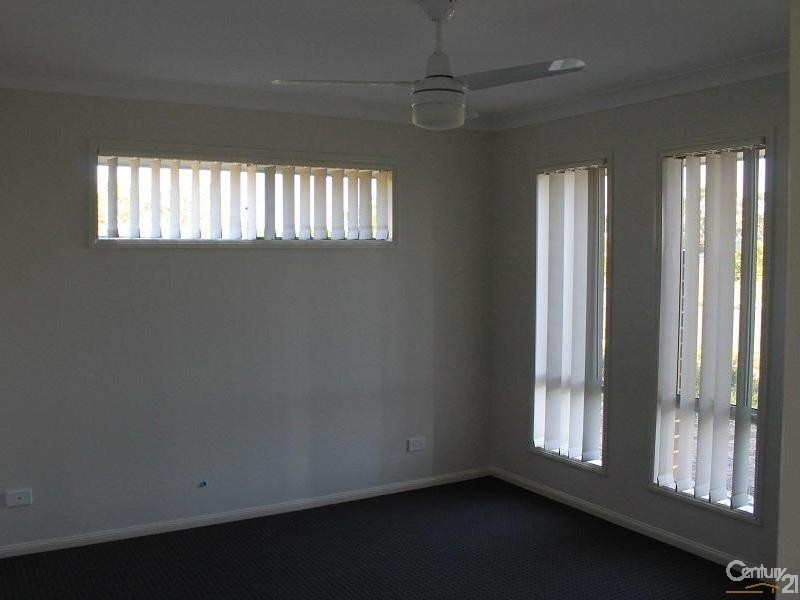 6 Goddard Street, Fletcher NSW 2287