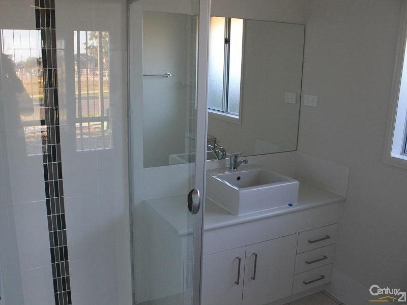 6 Goddard Street, Fletcher NSW 2287