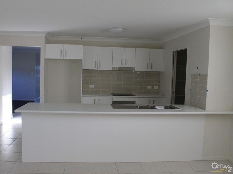 6 Goddard Street, Fletcher NSW 2287