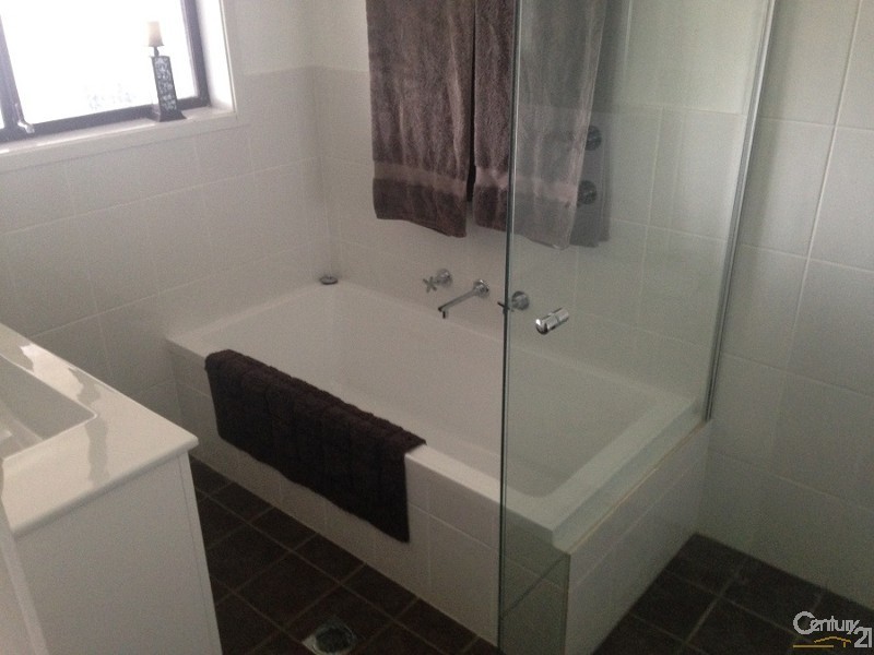 31 Bowman Drive, Raymond Terrace NSW 2324