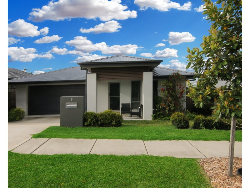 5 Goddard Street, Fletcher NSW 2287