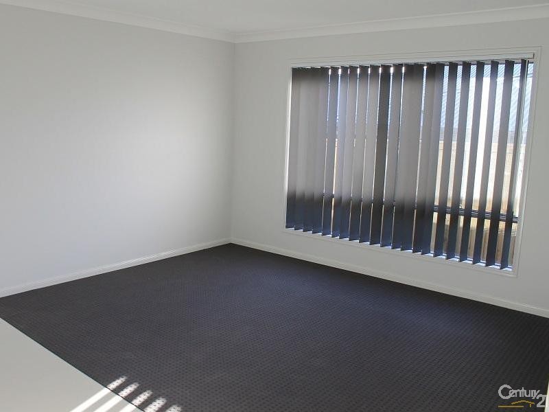 5 Goddard Street, Fletcher NSW 2287