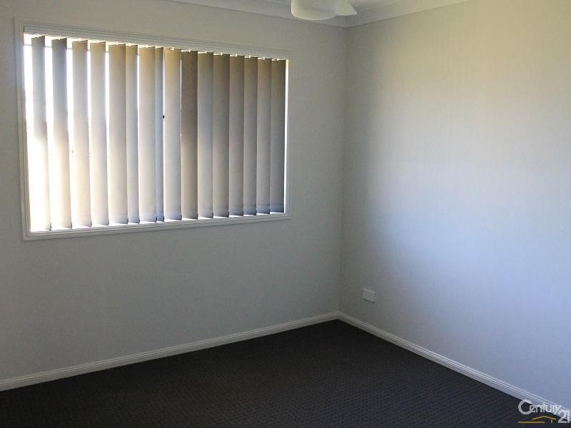 5 Goddard Street, Fletcher NSW 2287