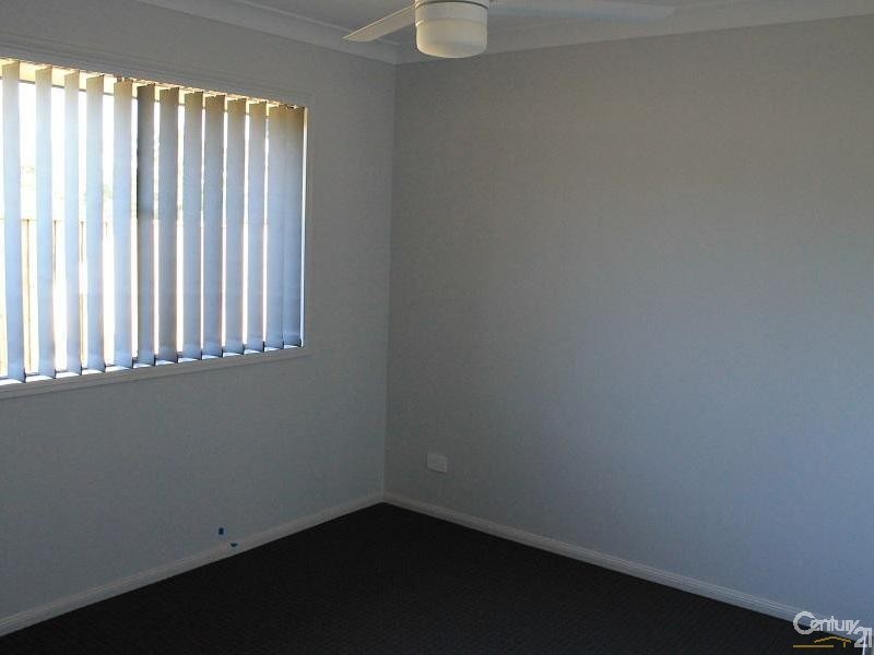 5 Goddard Street, Fletcher NSW 2287