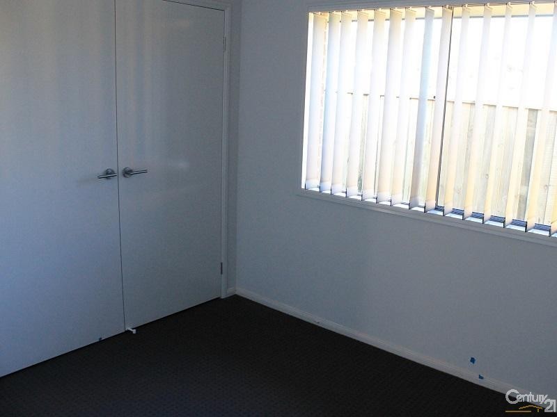 5 Goddard Street, Fletcher NSW 2287