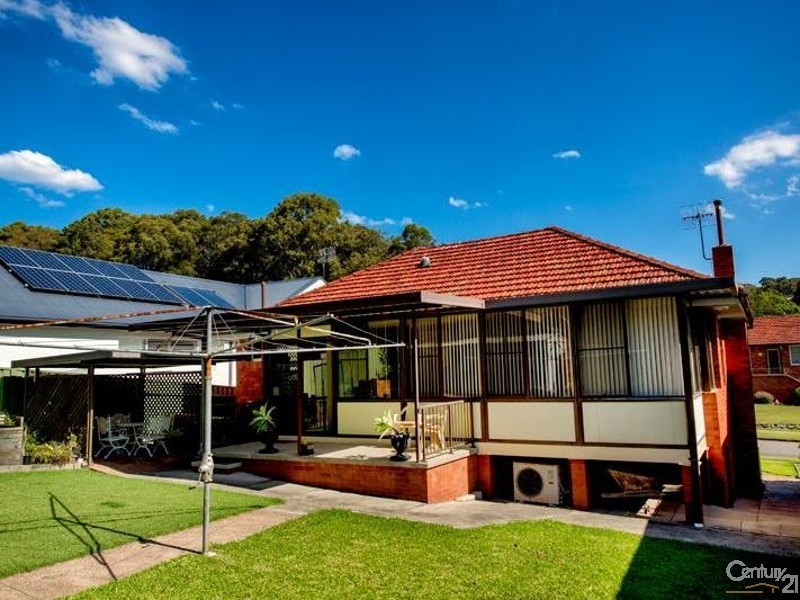 48 Lucas Crescent, Adamstown Heights NSW 2289