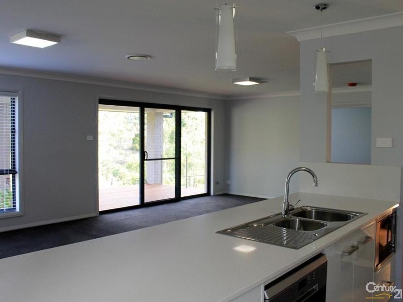 39 Jupiter Circuit, Cameron Park NSW 2285