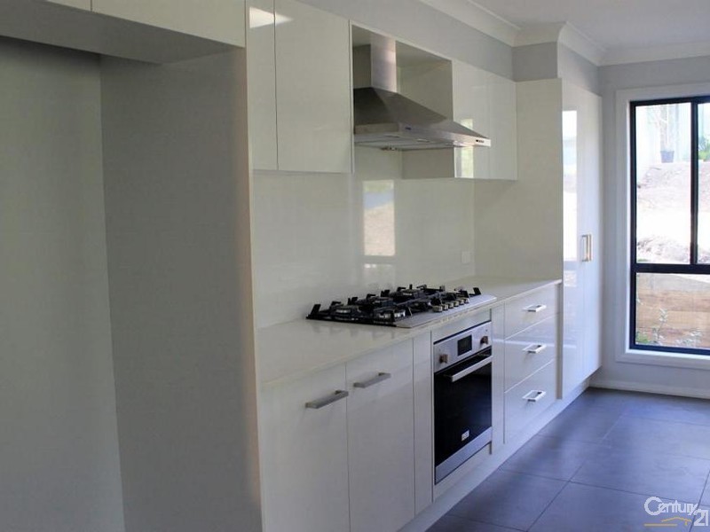 39 Jupiter Circuit, Cameron Park NSW 2285