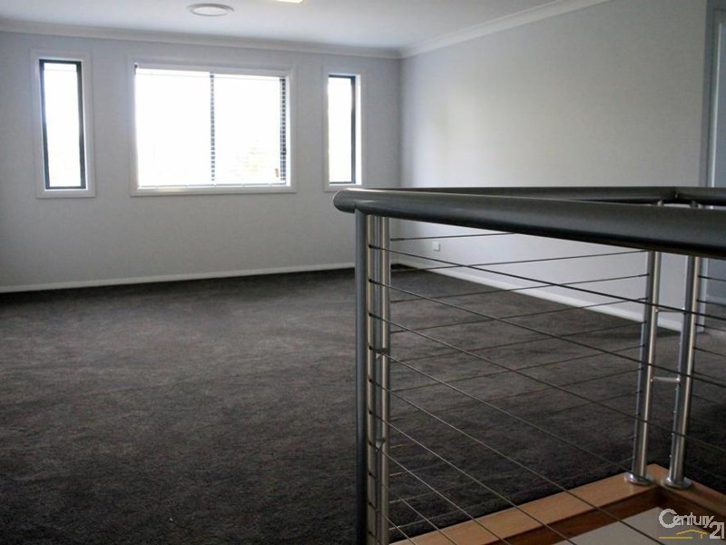 39 Jupiter Circuit, Cameron Park NSW 2285