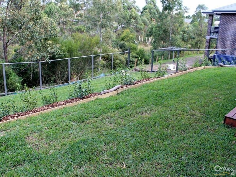 39 Jupiter Circuit, Cameron Park NSW 2285
