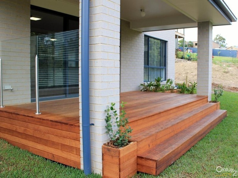 39 Jupiter Circuit, Cameron Park NSW 2285