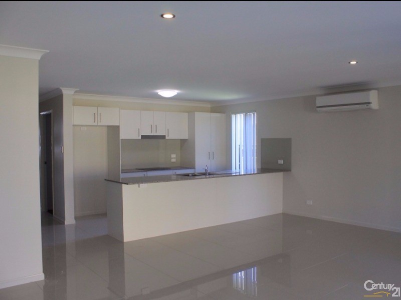 16 Gazelle Crescent, Fletcher NSW 2287