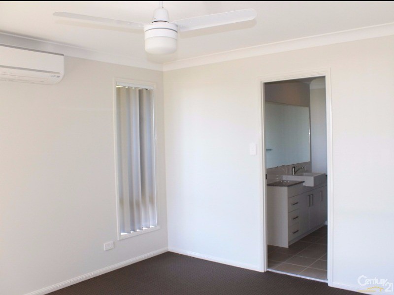 16 Gazelle Crescent, Fletcher NSW 2287