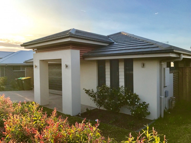 10 Yellena Street, Fletcher NSW 2287