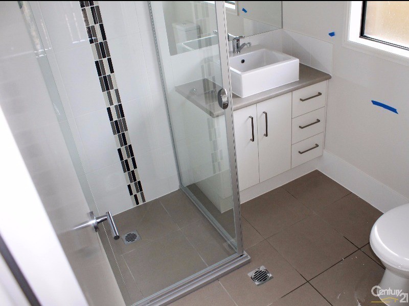 10 Yellena Street, Fletcher NSW 2287