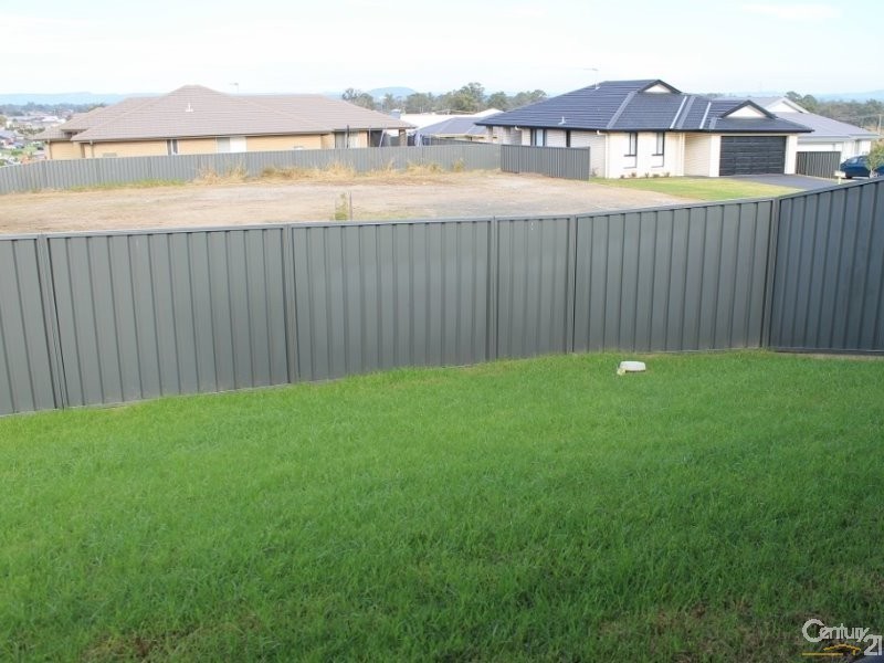 4 Kelman Drive, Cliftleigh NSW 2321