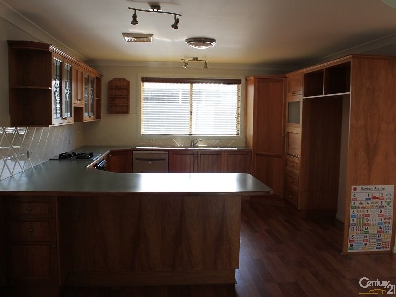 18 Dianella Court, Warabrook NSW 2304