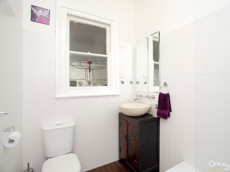 2 Everton Street, Hamilton NSW 2303