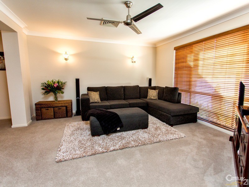 51 Churnwood Drive, Fletcher NSW 2287