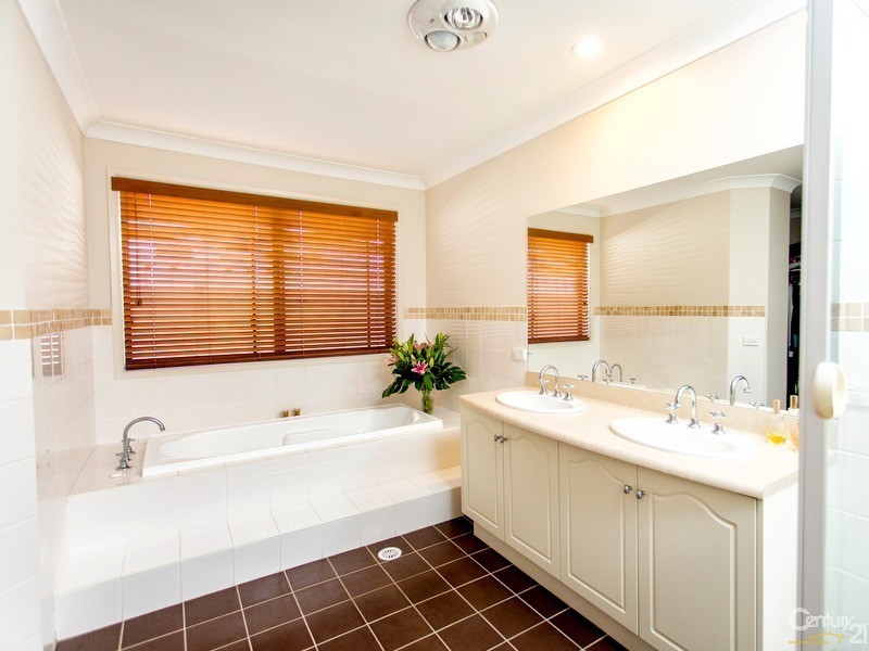 51 Churnwood Drive, Fletcher NSW 2287