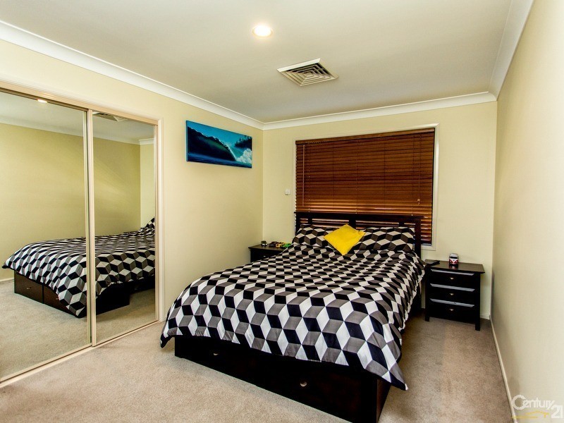 51 Churnwood Drive, Fletcher NSW 2287