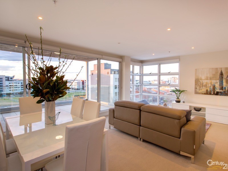 702/489 Hunter Street, Newcastle NSW 2300