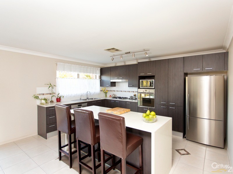 22 Ripon Way, Macquarie Hills NSW 2285