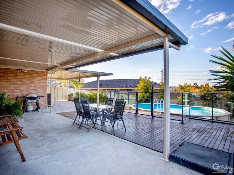 22 Ripon Way, Macquarie Hills NSW 2285