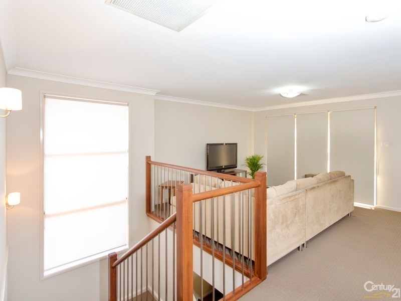 22 Ripon Way, Macquarie Hills NSW 2285
