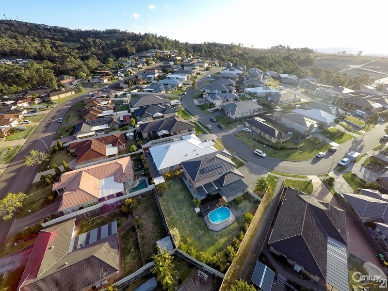 22 Ripon Way, Macquarie Hills NSW 2285