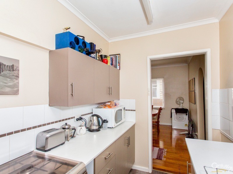 47 Gulliver Street, Hamilton NSW 2303